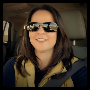 Meet your Posher, Rachelle